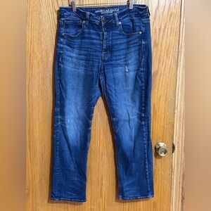 American Eagle Tomgirl sz 12
Dark Blue Denim Jeans button fly Tomgirl button fly